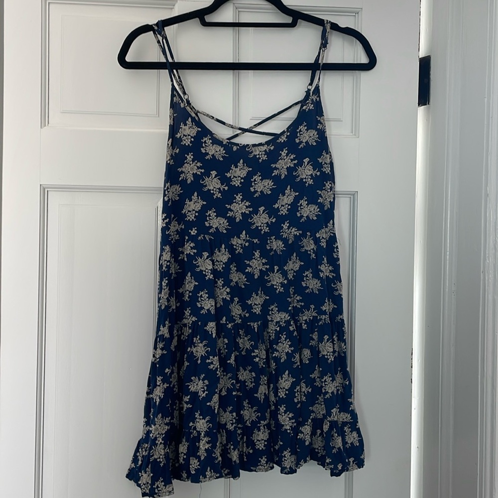Spaghetti strap short, summer dress, navy print size medium worn once